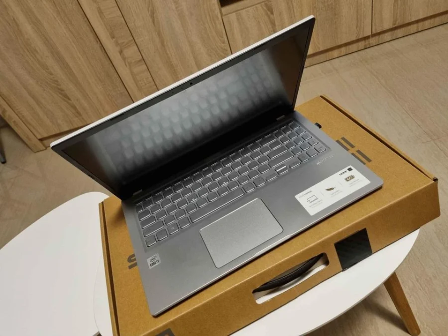 instalare windows 10 pe laptop nou - pregatire laptop pentru instalare